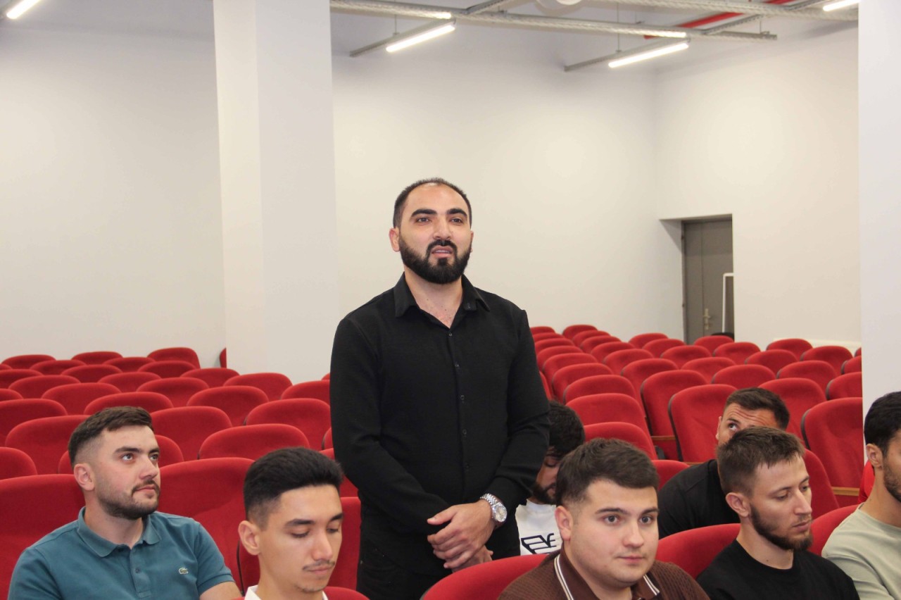 ADAU tələbələri “Azərsun Holdinq”də olublar - FOTOLAR